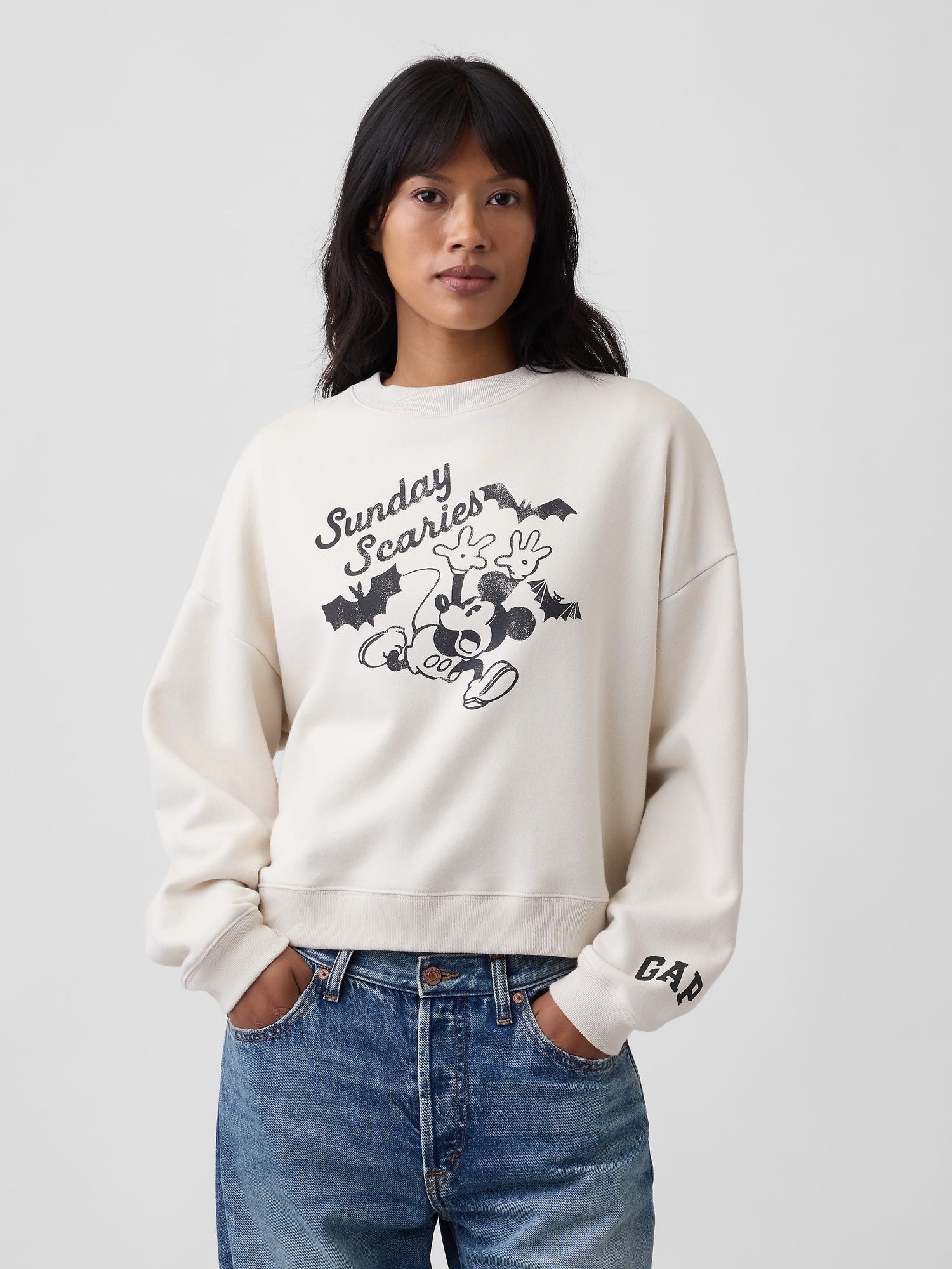 Gap × Disney Relaxed Graphic Sweatshirt