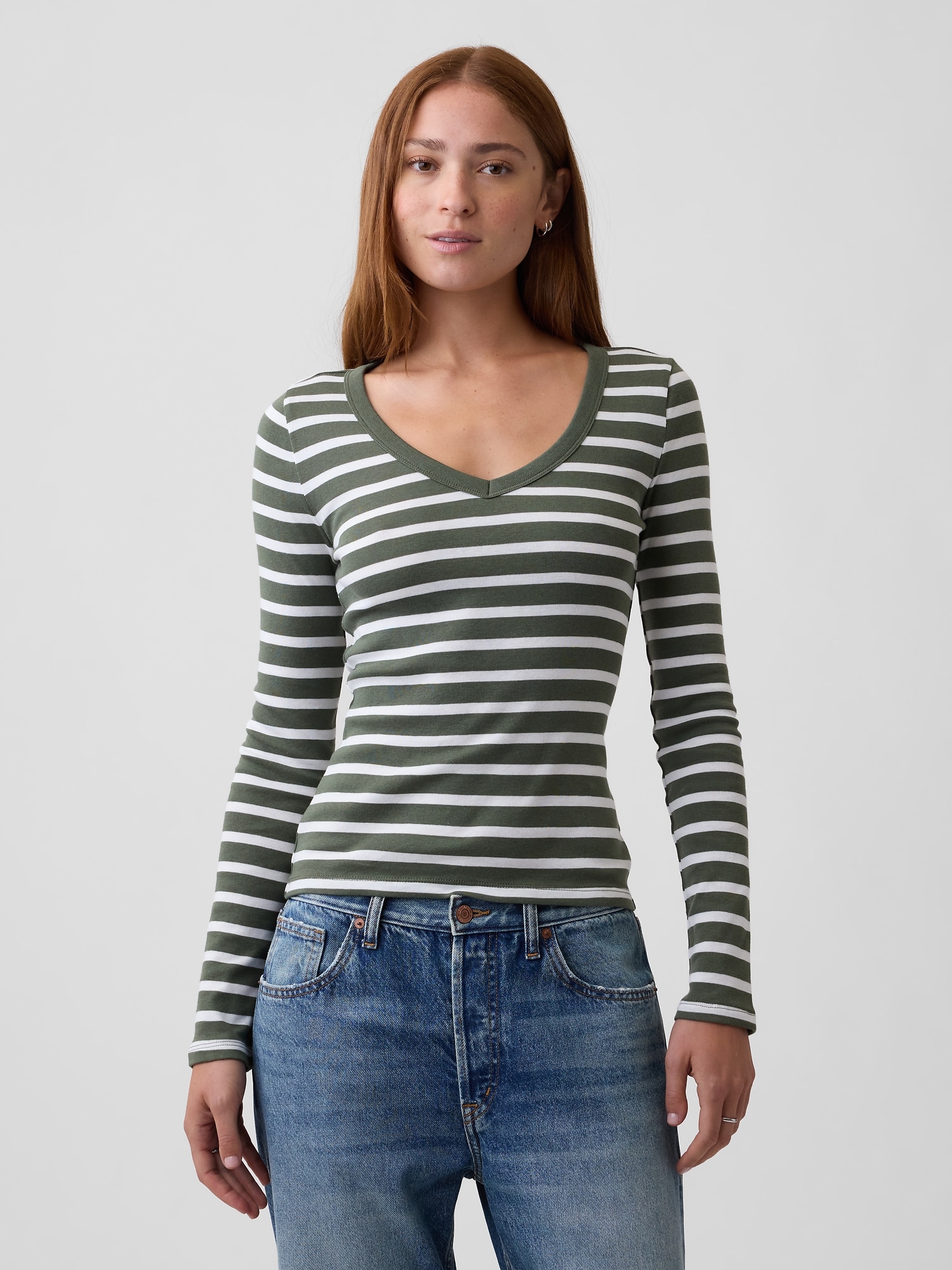 Modern Ribbed V-Neck T-Shirt
