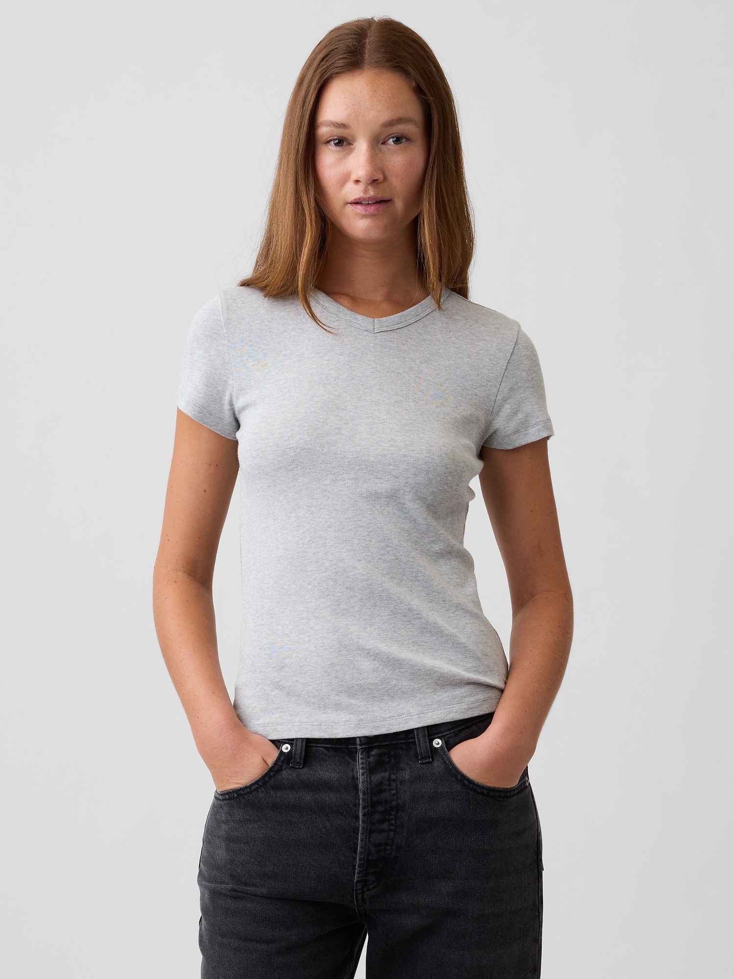 Modern Ribbed High-Neck T-Shirt