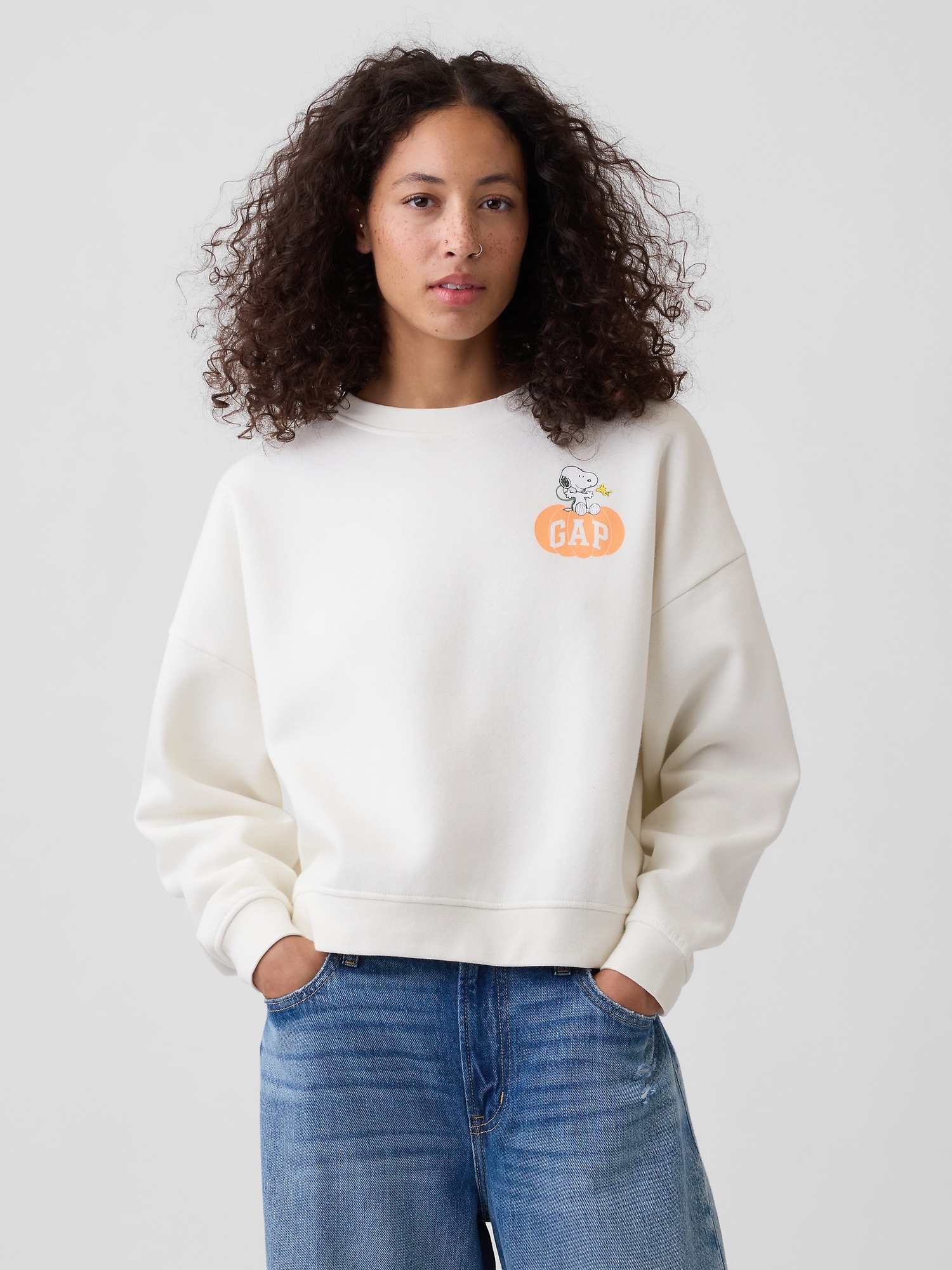 Oversized Wedge Crewneck Sweatshirt