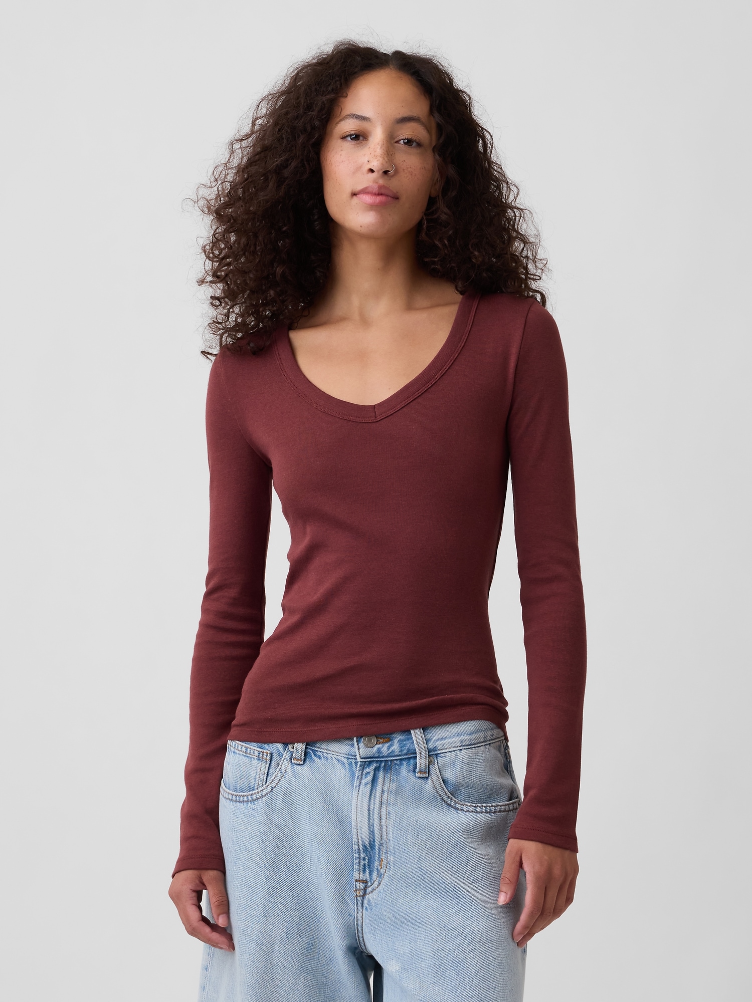 Modern Ribbed V-Neck T-Shirt