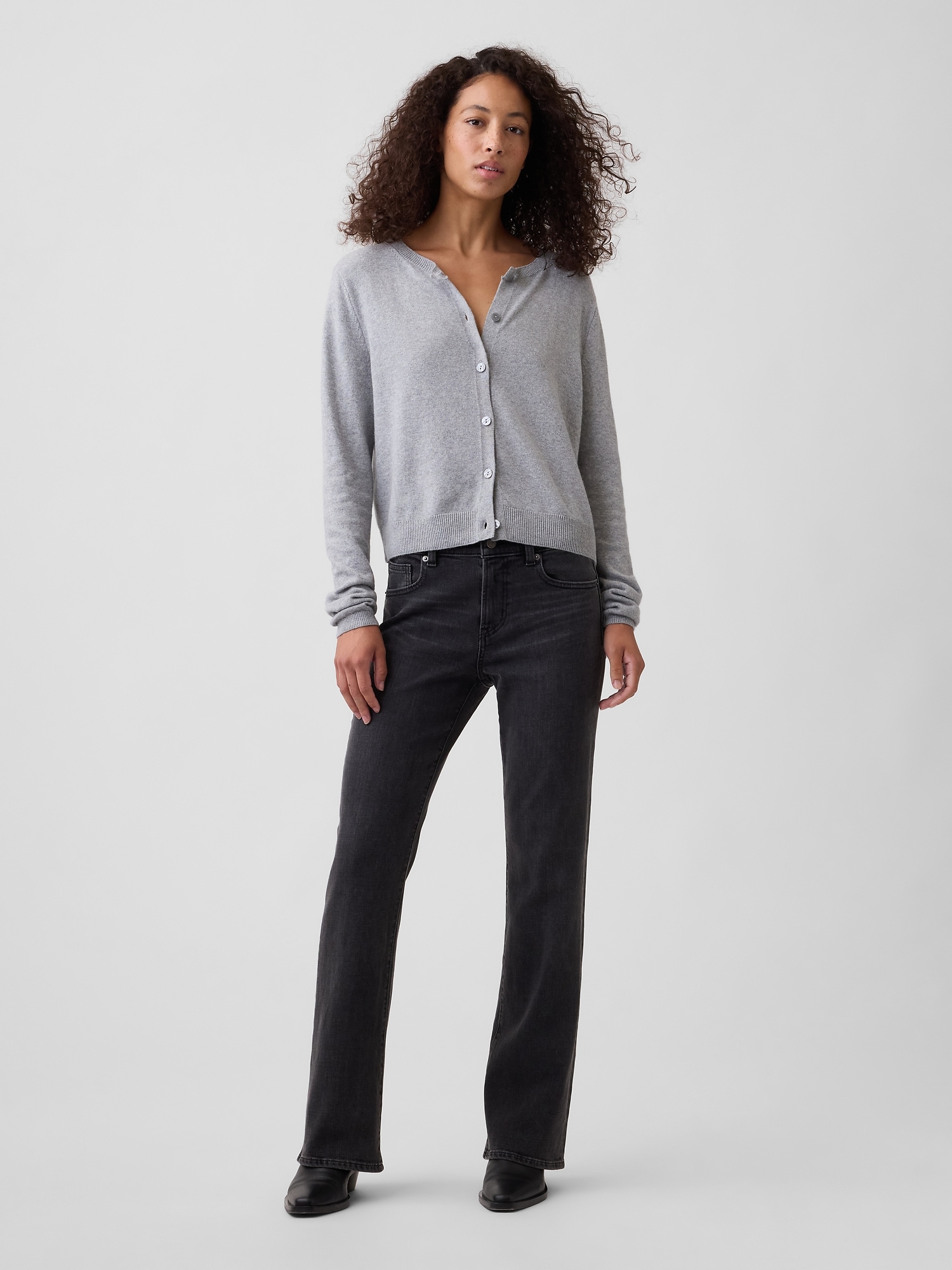 Mid Rise Boot Jeans
