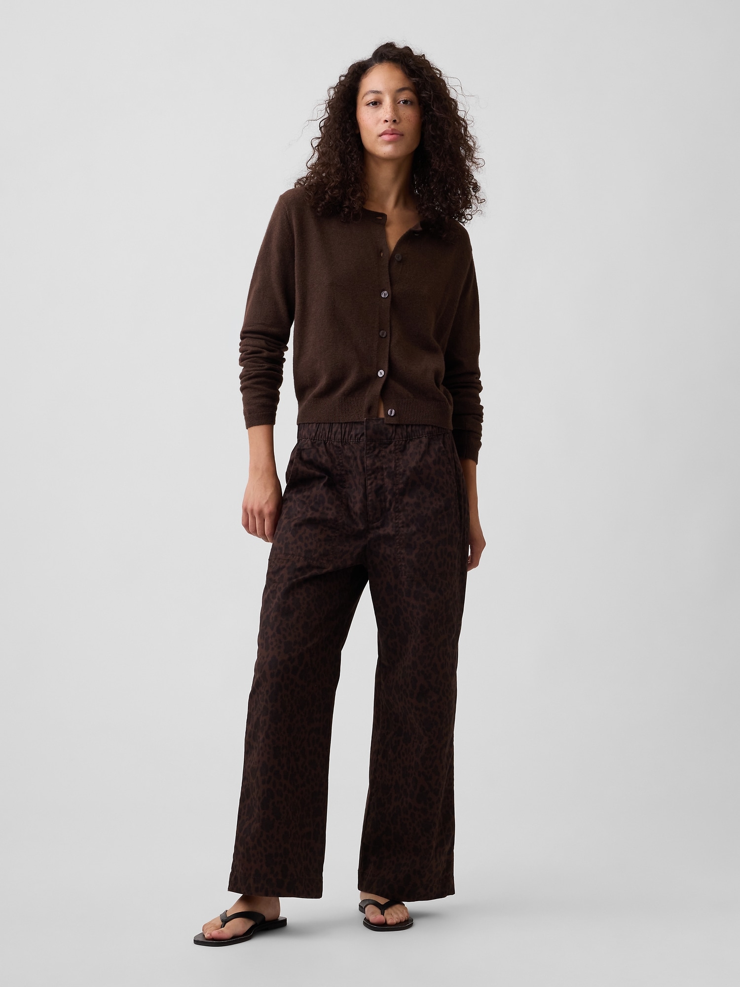 Mid Rise Wide-Leg Khakis