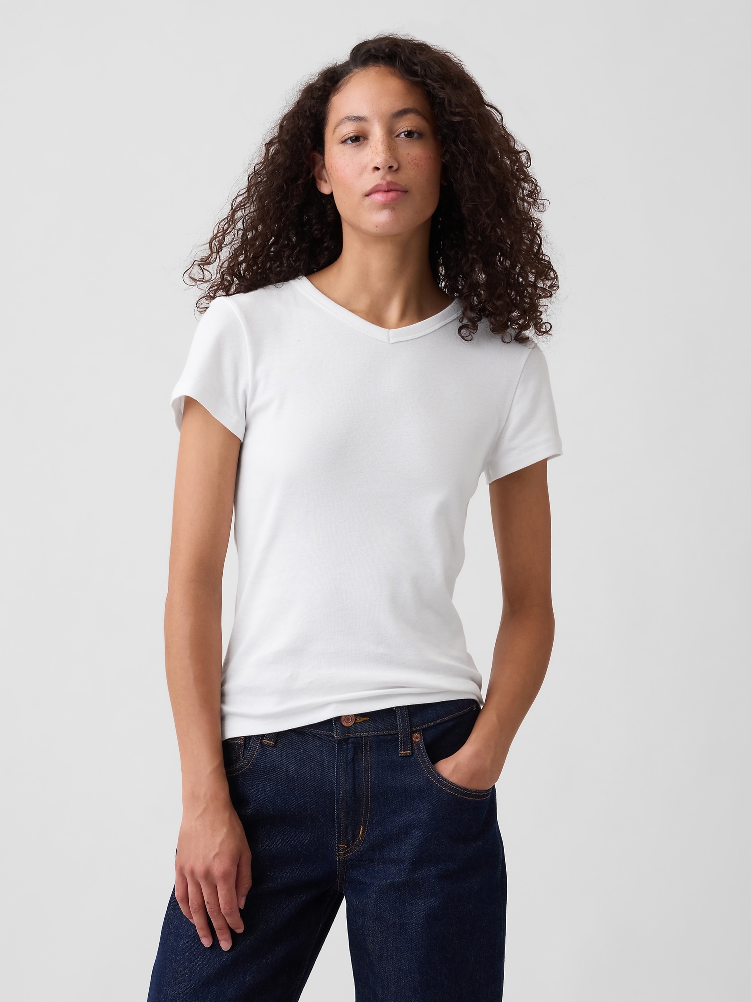 Modern Ribbed High-Neck T-Shirt