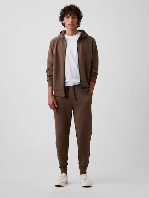 GapFit Performance Joggers