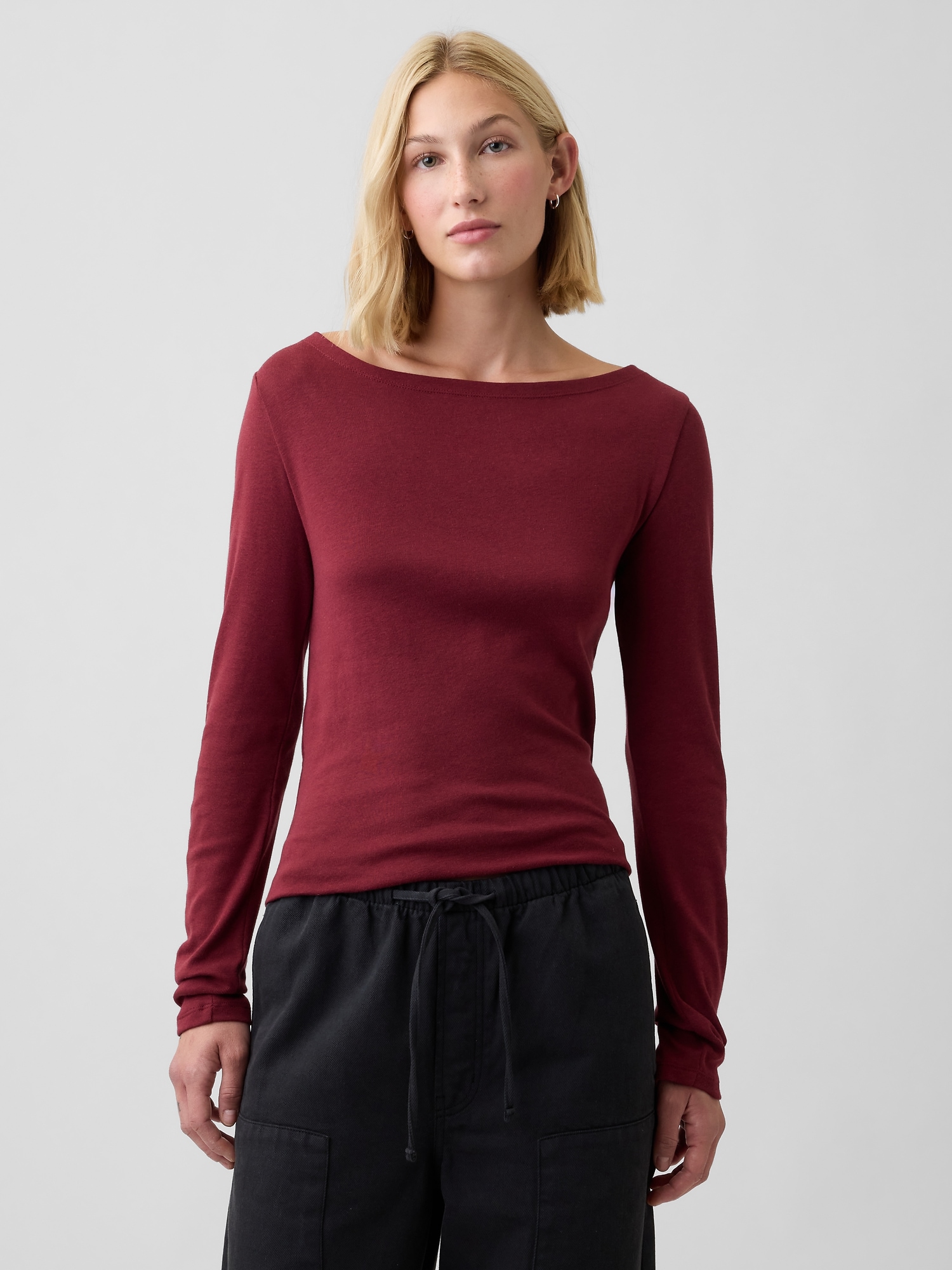 Modern Ribbed Boatneck T-Shirt