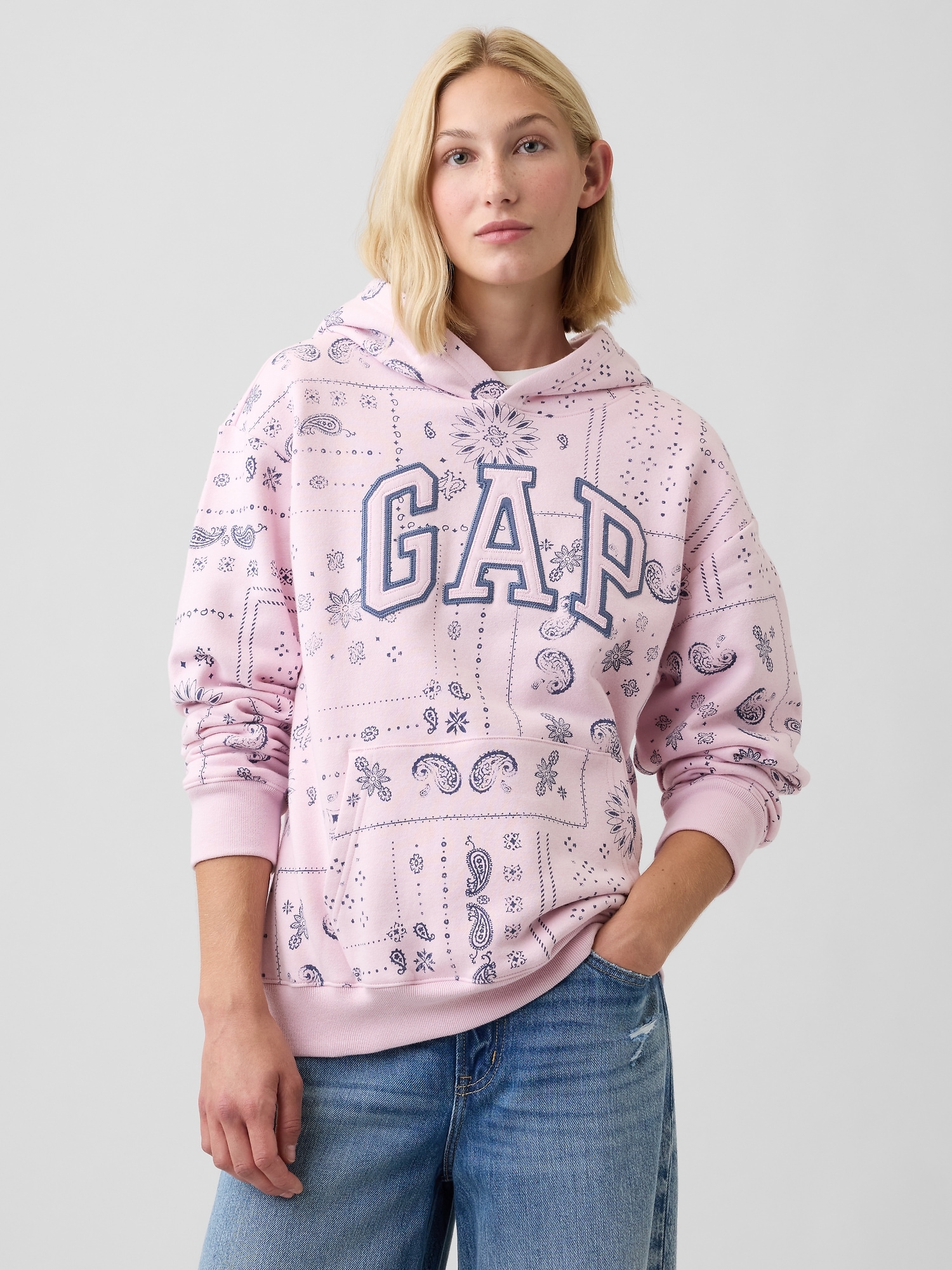 Relaxed Gap Logo Hoodie