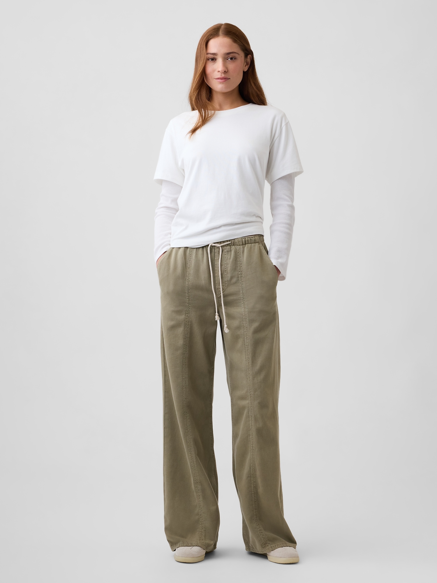 Mid Rise SuperLight Pull-On Wide-Leg Jeans